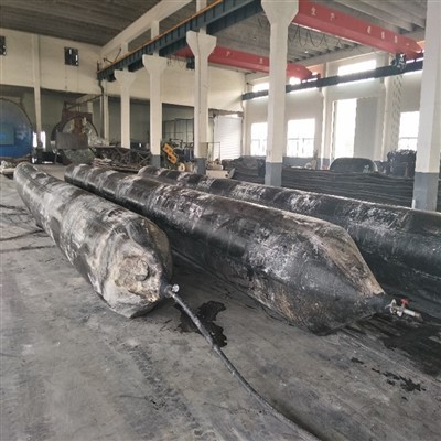 Gemi fırlatma ve yerleştirme için yüksek performanslı pnömatik deniz hava yastığı